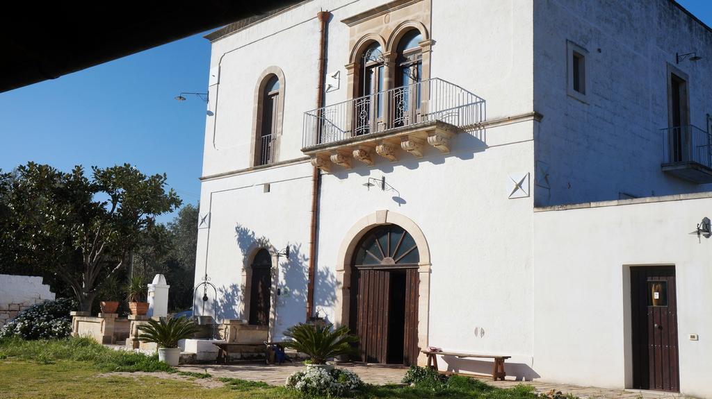 בית הארחה אוסטוני 	Antica Masseria Carparelli מראה חיצוני תמונה