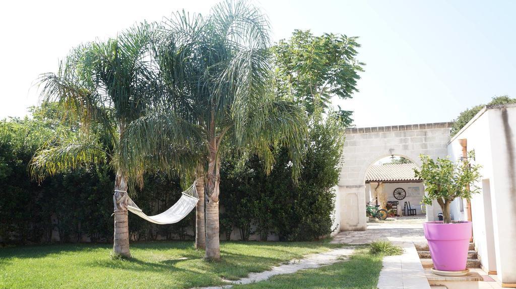 בית הארחה אוסטוני 	Antica Masseria Carparelli מראה חיצוני תמונה