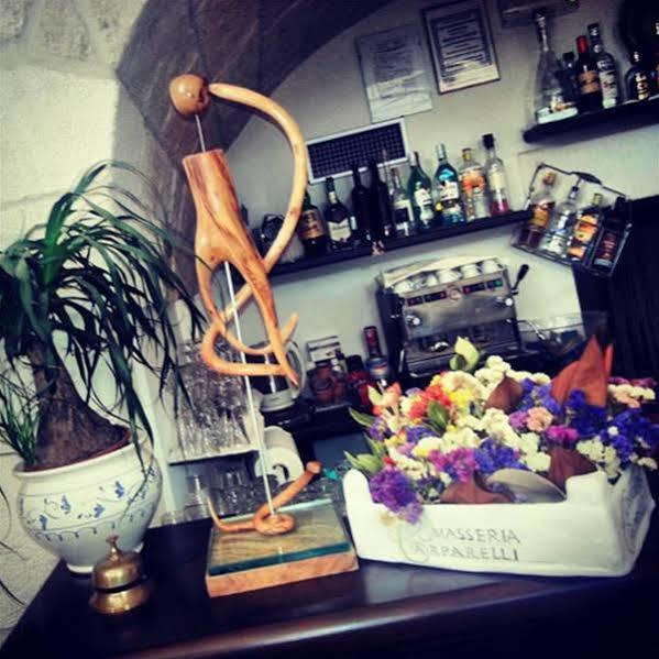 בית הארחה אוסטוני 	Antica Masseria Carparelli מראה חיצוני תמונה
