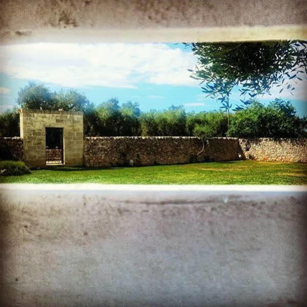 בית הארחה אוסטוני 	Antica Masseria Carparelli מראה חיצוני תמונה